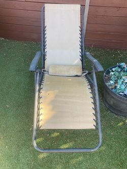 free zero gravity chairs must take both read description