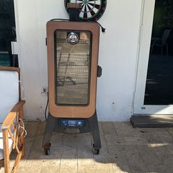 Pit boss Smoker
