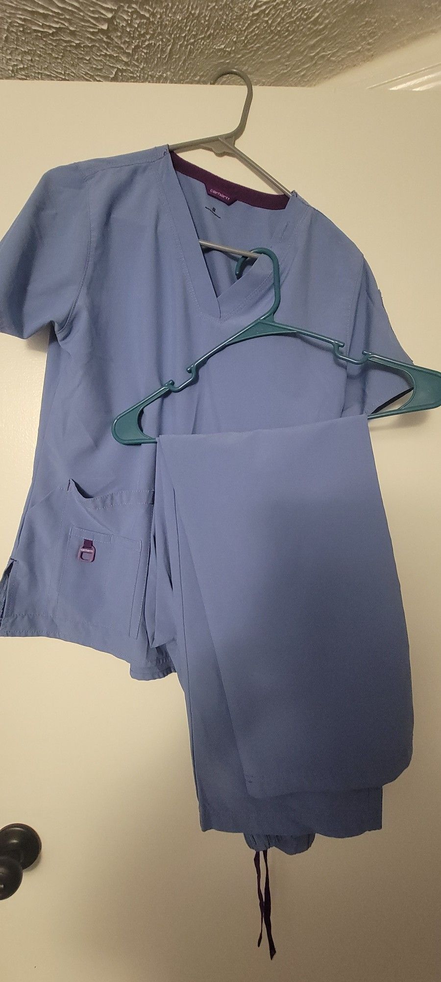 Flex Force Carhartt Scrub top And bottom Size small