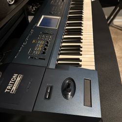 Korg Triton Extreme 