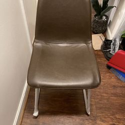 Brown Leather Chairs 