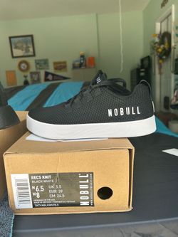 Multiple No bull tennis shoes