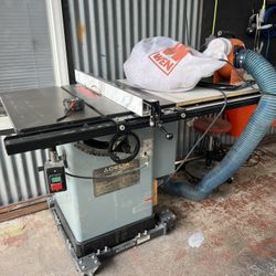 Delta Unisaw Tablesaw