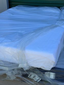 USED QUEEN SIZE TEMPER PEDIC MEMORY FOAM COOL GEL MATTRESS ONLY