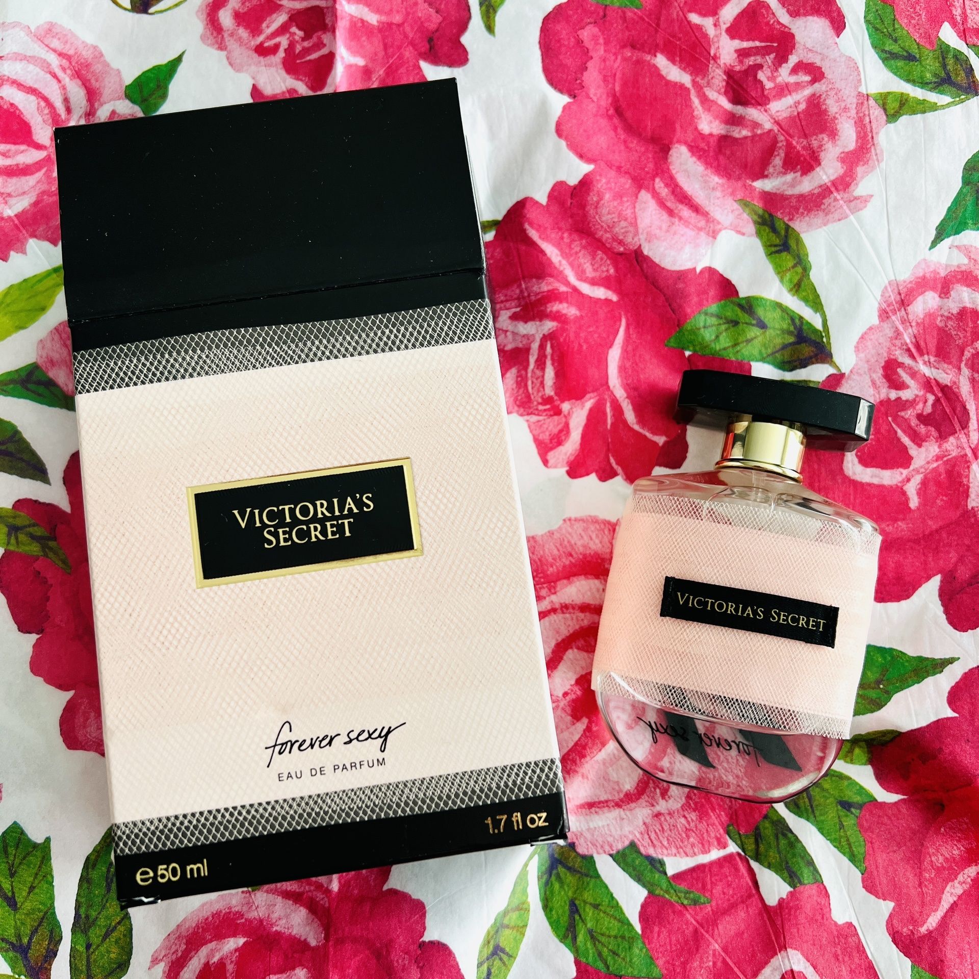 VICTORIA S SECRET Rare Forever Sexy Perfume Beauty Spray NEW IN