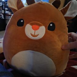 A stuffed animal deer smooshmarshmallow