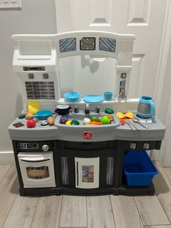 step 2 play kitchen for toddlers