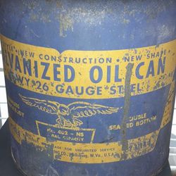 vintage 5 gallon oil can