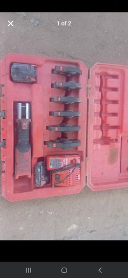 Milwaukee M18 Press Tool Kit with Jaws