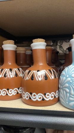 💥💥Talavera liquor dispenser $25  7.5” inches tall💥💥