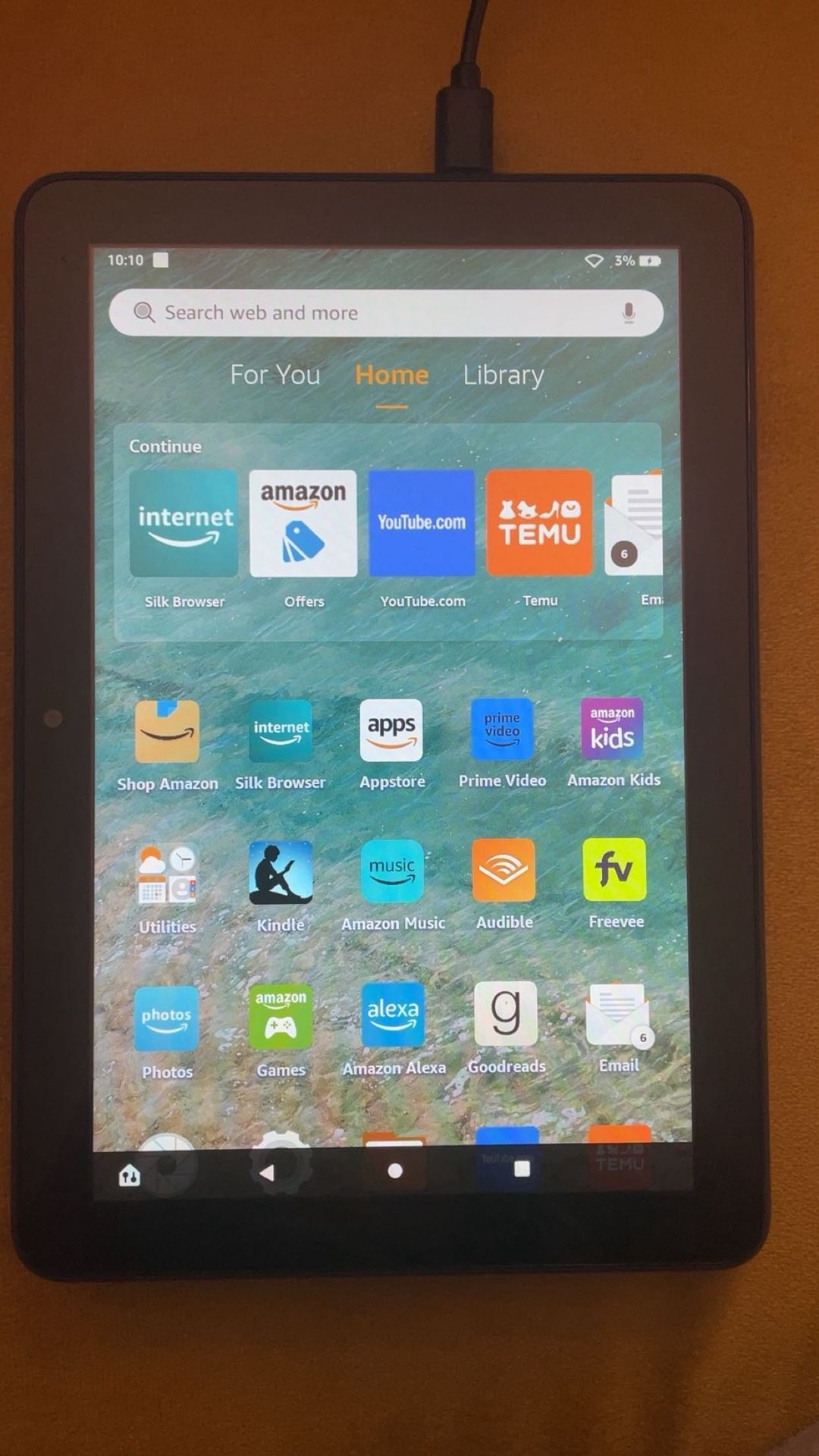 Amazon Fire HD 8 Plus (10th Generation)