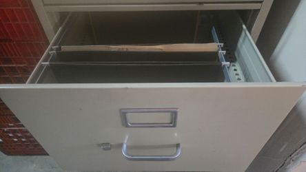 Letter size frame for legal size cabinets