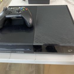 Xbox One Black With Black Controller