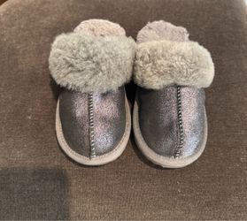 Girls Uggs