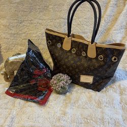 Beautiful Brown And Beige Bag. Great Christmas Gift .