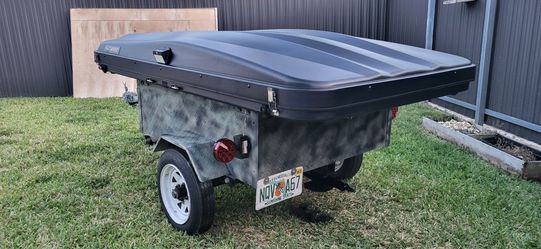 Cargo Trailer with Roof Box
