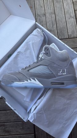 Jordan 5 wolf grey