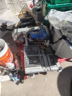 Kobalt tile saw