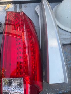 2008 Cadillac Escalade rear stock lights