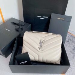 Women's white shoulder bag