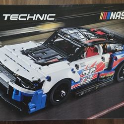 LEGO Technic NASCAR Next Gen Chevrolet Camaro ZL1 Building Set 42153 - Authentically Designed Model Car and Toy Racing Vehicle Kit, Collectible Race C