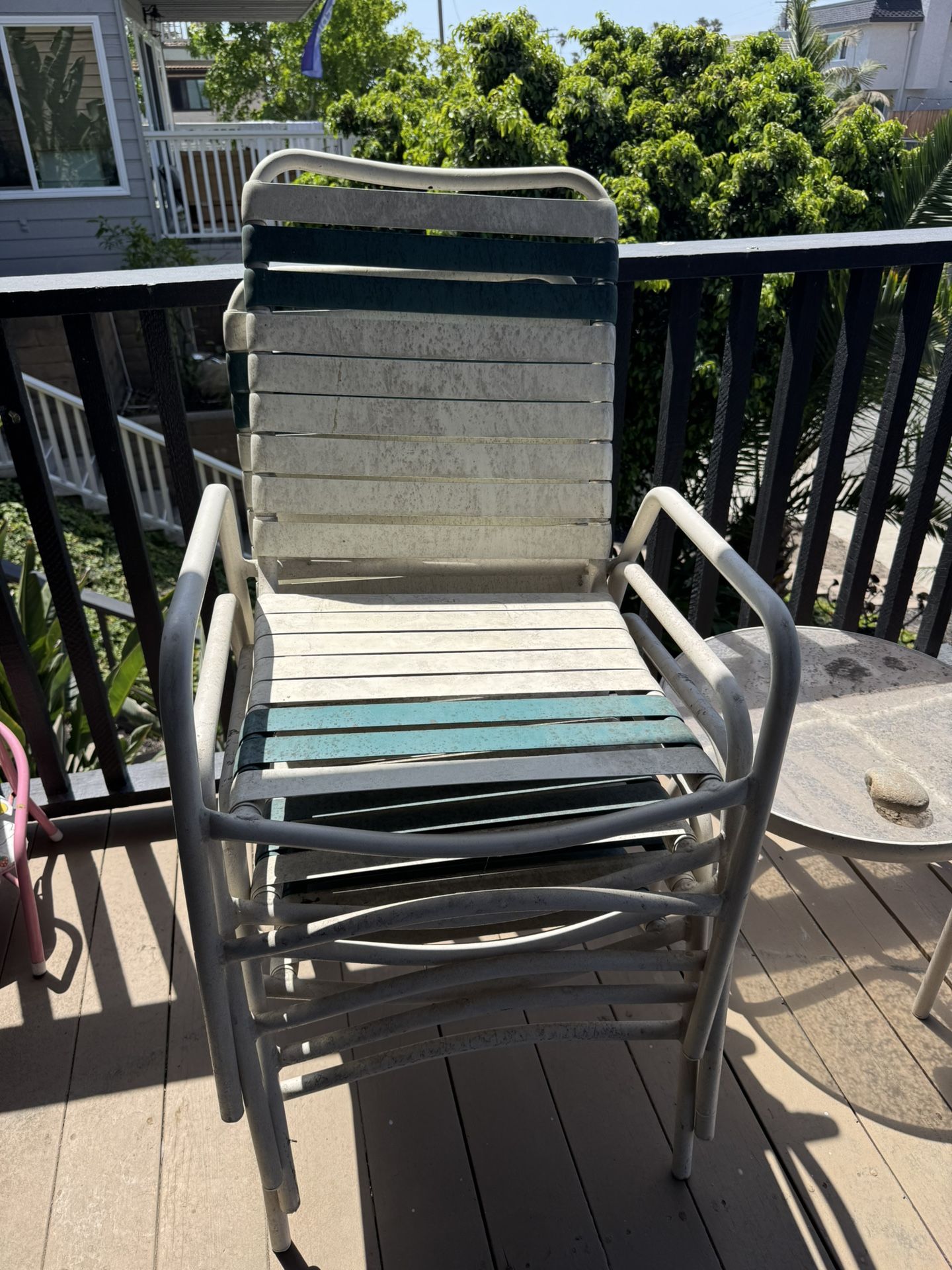 Patio Chairs & Table Vintage