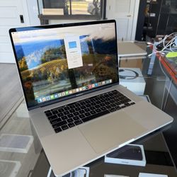 Apple 16" MacBook Pro 6-Core i7 32GB Ram 512SSD! 30 day warranty! We offer financing!