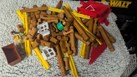 Lincoln Logs