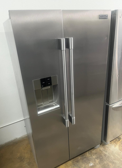 Counter Depth Frigidaire Side by Side Fridge Stainless Steel IceMaker