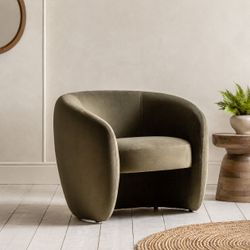 35" Moss Green Velvet "Canto" Vintage Accent Barrel Chair [Solid Wood Frame] [NEW]  **NO Assembly Req**   (ONLY 1 AVAIL.)