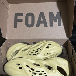 Foam Runner Yeezy 