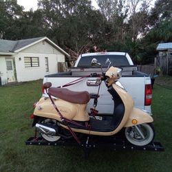 2012  scooter149 CC INVERNESS Reduced $900 Must Sell