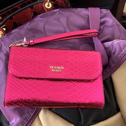 New Victoria Secret Wallet /dog Set