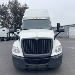 2022 International LT 