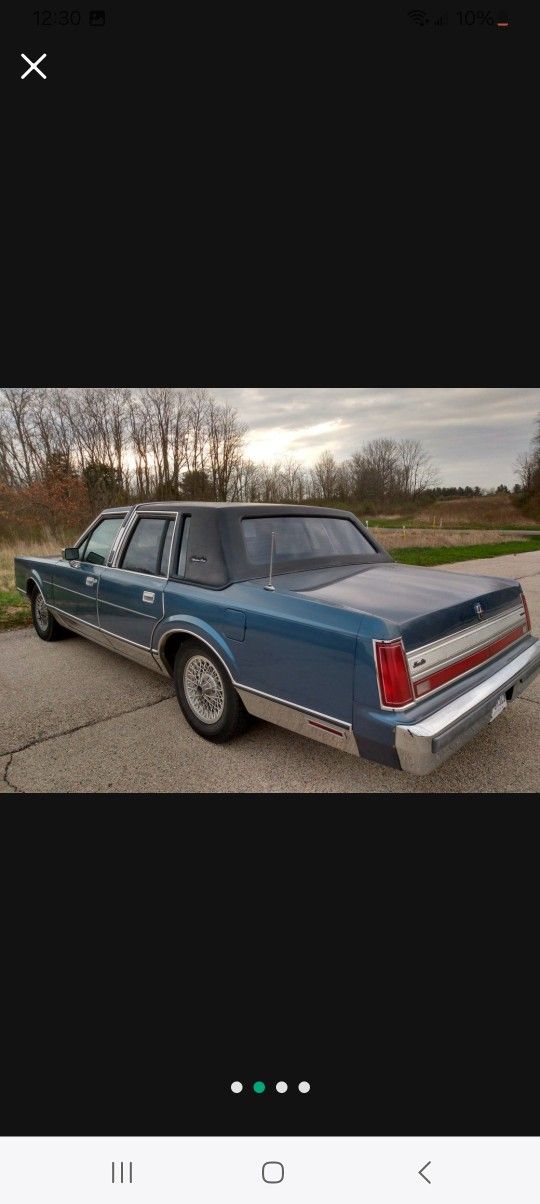 1988 Lincoln Town Car