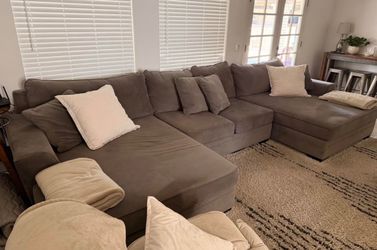 Gray living spaces u-shaped sectional sofa (delivery available)