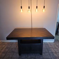 Dinning Table 