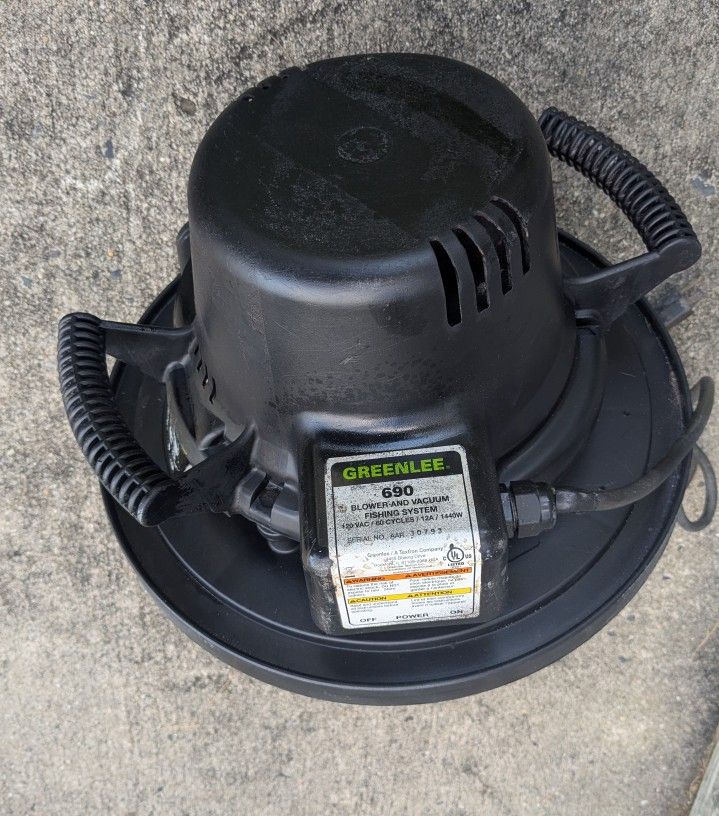  Greenlee 690 fish tape vacuum motor head  assembly. Motor head only with filter, in good condition.