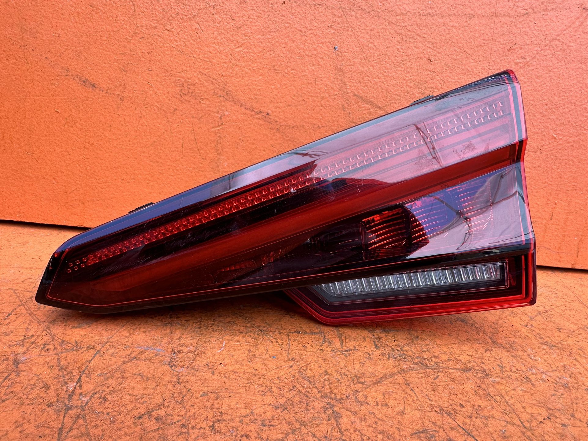 2017 2018 2019 Audi A4 S4 Right Passenger Side Inner Tail Light OEM 8W(contact info removed)D