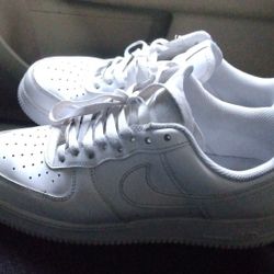 Nike Air Force size 9