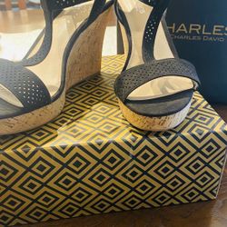 Charles David Wedge Size 9.5 New 