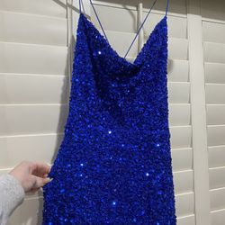 Windsor Dresses Royal Blue/white silver $25