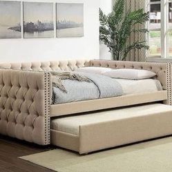Brand New Button Tufted Twin or Full Size Daybed with Pullout Trundle