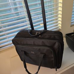 Laptop Rolling Bag/ Briefcase/ Solo New York Like New 