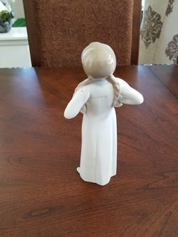 Lladró Porcelain Statuette