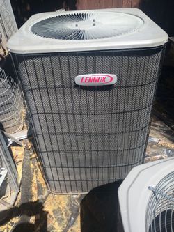 LENNOX 5 TON R22 CONDENSER