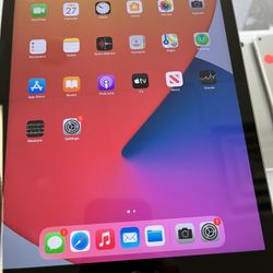 iPad 8th Generation WiFi 32GB Good Condition Unlocked 