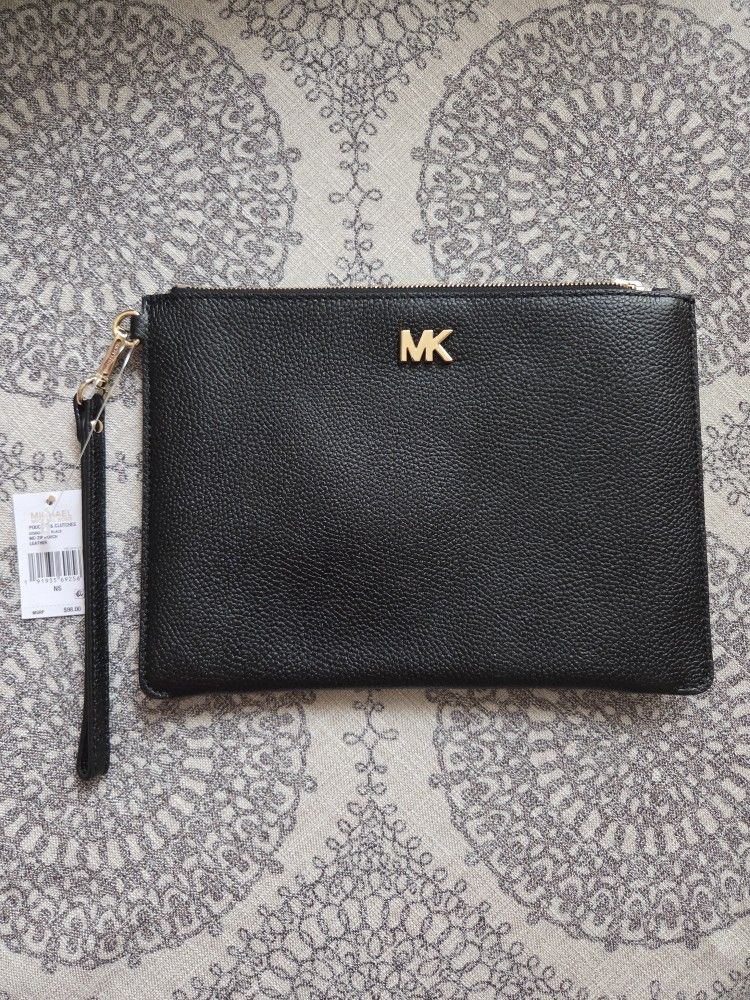 Michael Kors Clutch