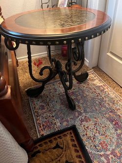 Beautiful side/accent table