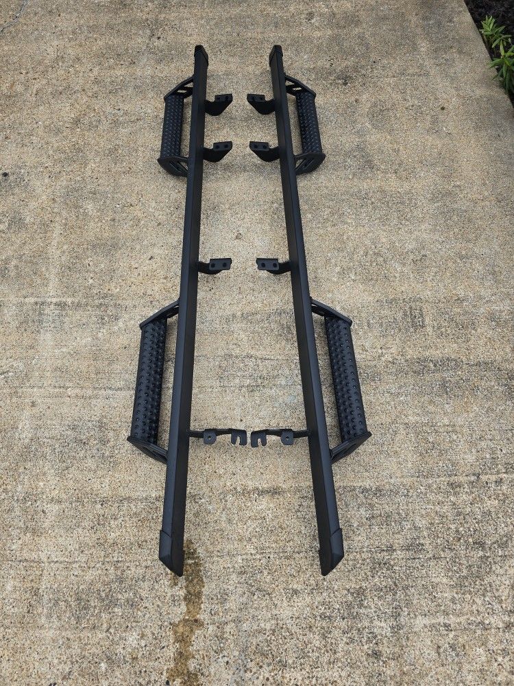 Tacoma Predator - Tube Steps - Double Cab